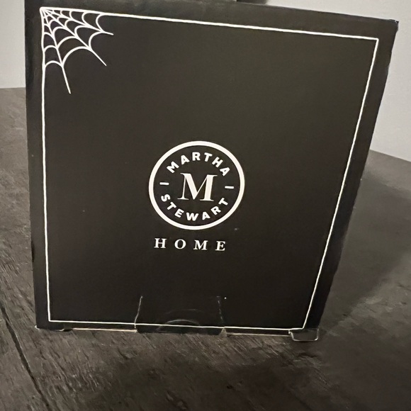 Martha Stewart White LED DECOR Ghost Figurines - Picture 4 of 7